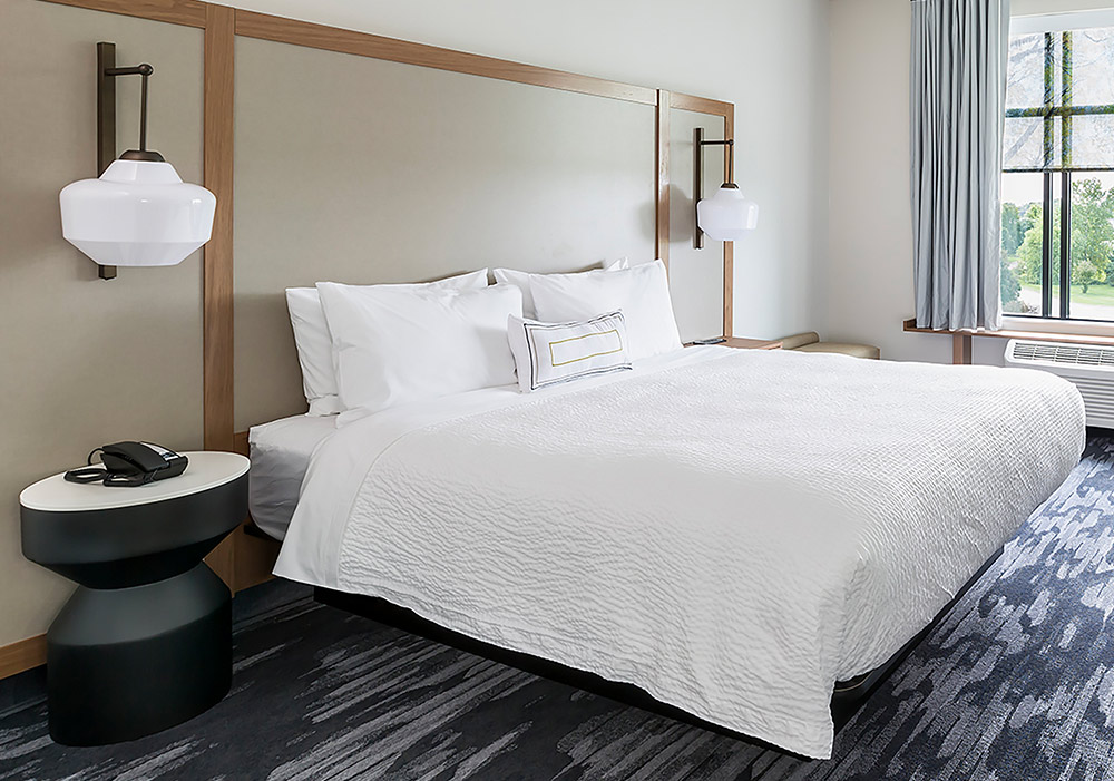 Fairfield by Marriott Bed & Bedding Set  Shop Hotel Quality Linens,  Pillows, Duvets and More