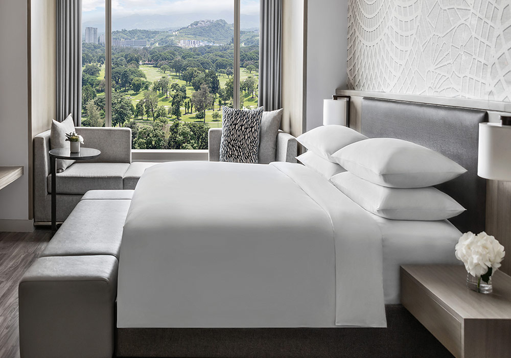 Buy Luxury Hotel Bedding from Marriott Hotels - Frameworks Bed
