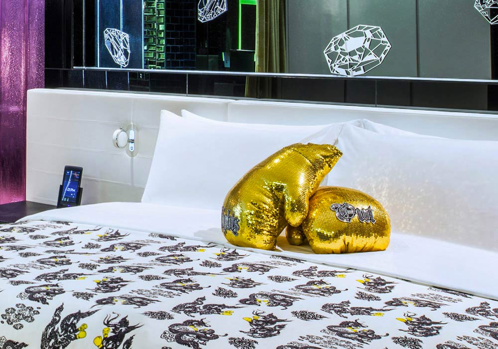 https://www.boutiques.marriottbonvoy.com/wp-content/uploads/2019/10/w-hotels-w-bangkok-gold-pillow-WHO-108-DC-BK-BG-GD.jpg